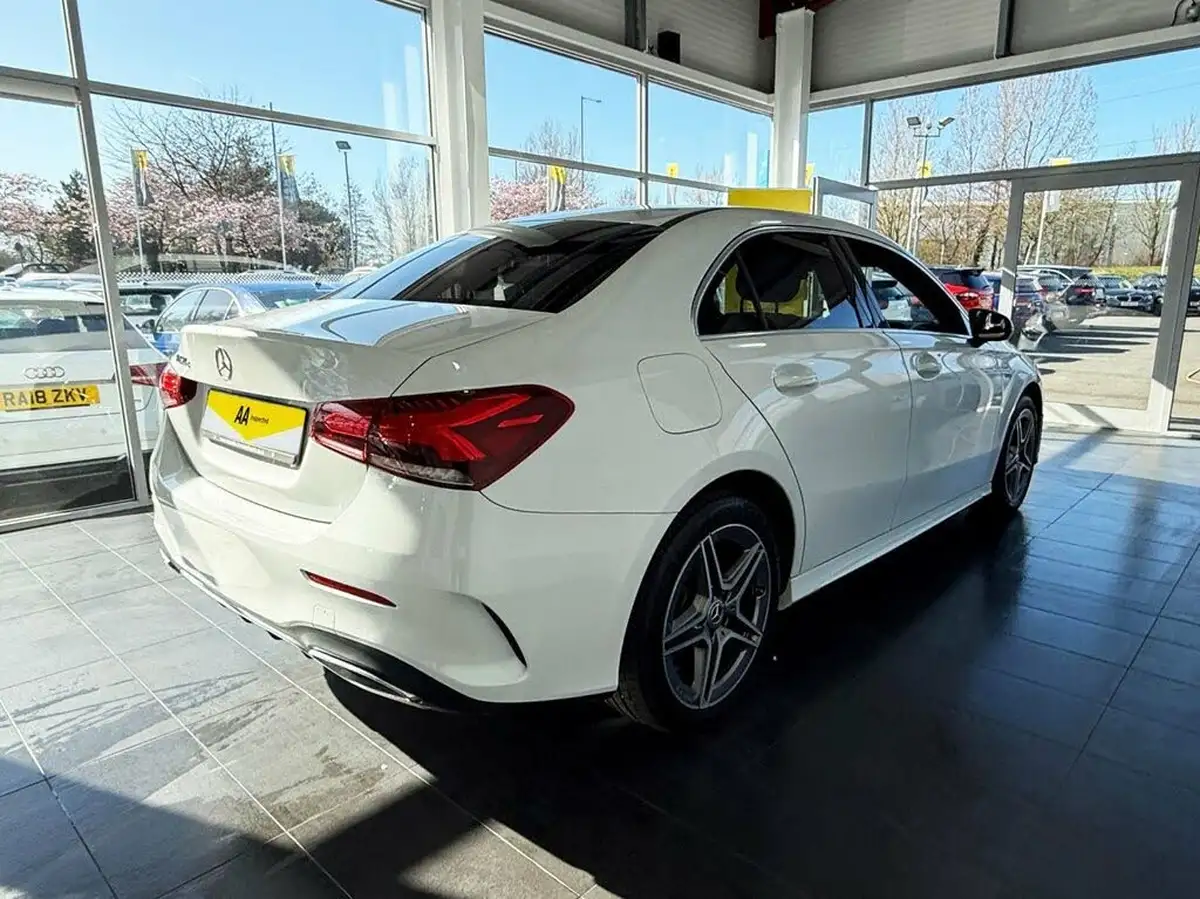 2020-mercedes-benz-a-class-13-a250e-amg-line-saloon-4d-big-11