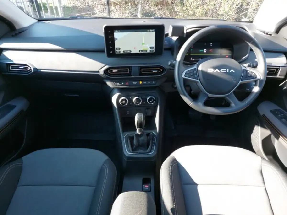 2024-dacia-jogger-16-tce-extreme-big-2