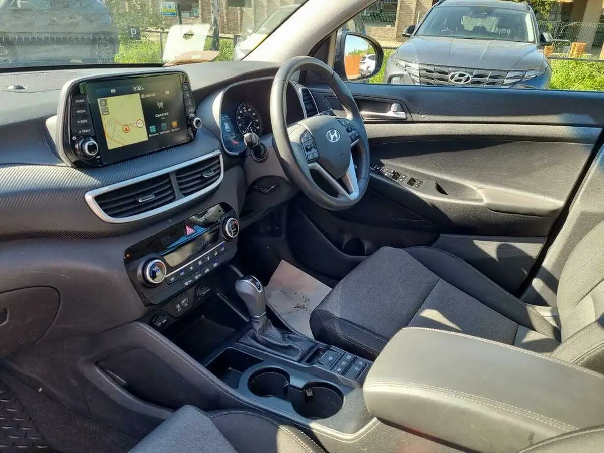 2021-hyundai-tucson-16crdi-se-nav-136ps-dct-big-1