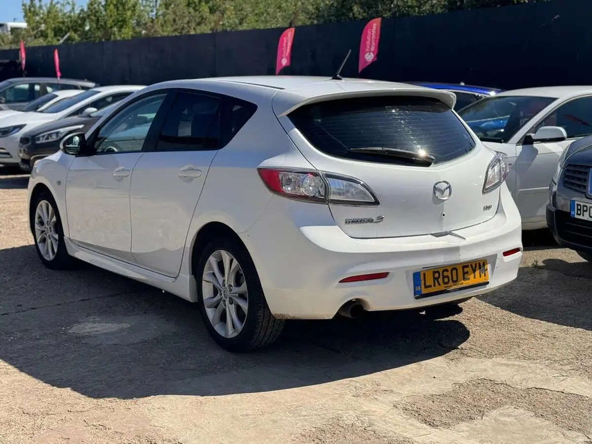 2010-mazda-mazda3-16-takuya-big-3