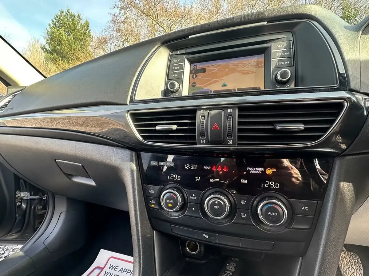 2014-mazda-mazda6-22td-se-l-nav-saloon-4d-big-35