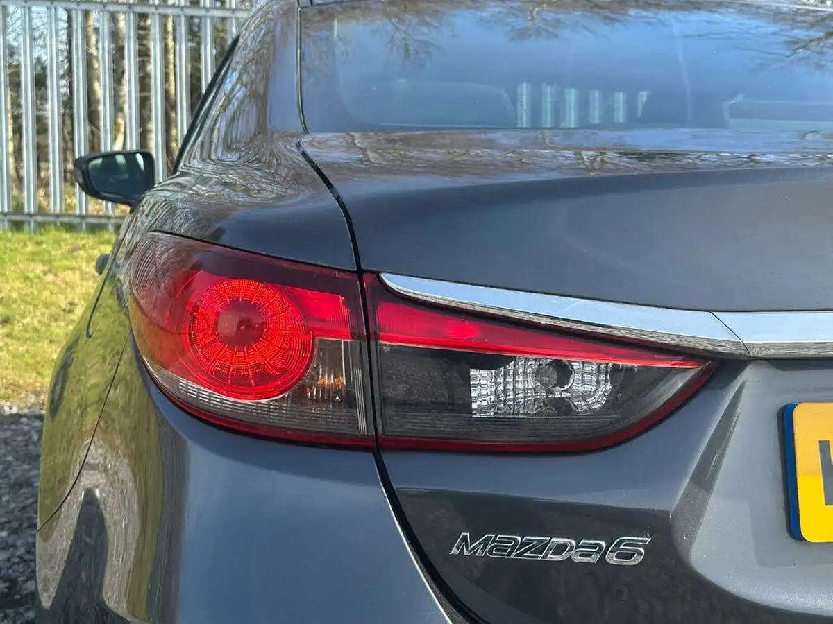 2014-mazda-mazda6-22td-se-l-nav-saloon-4d-big-11