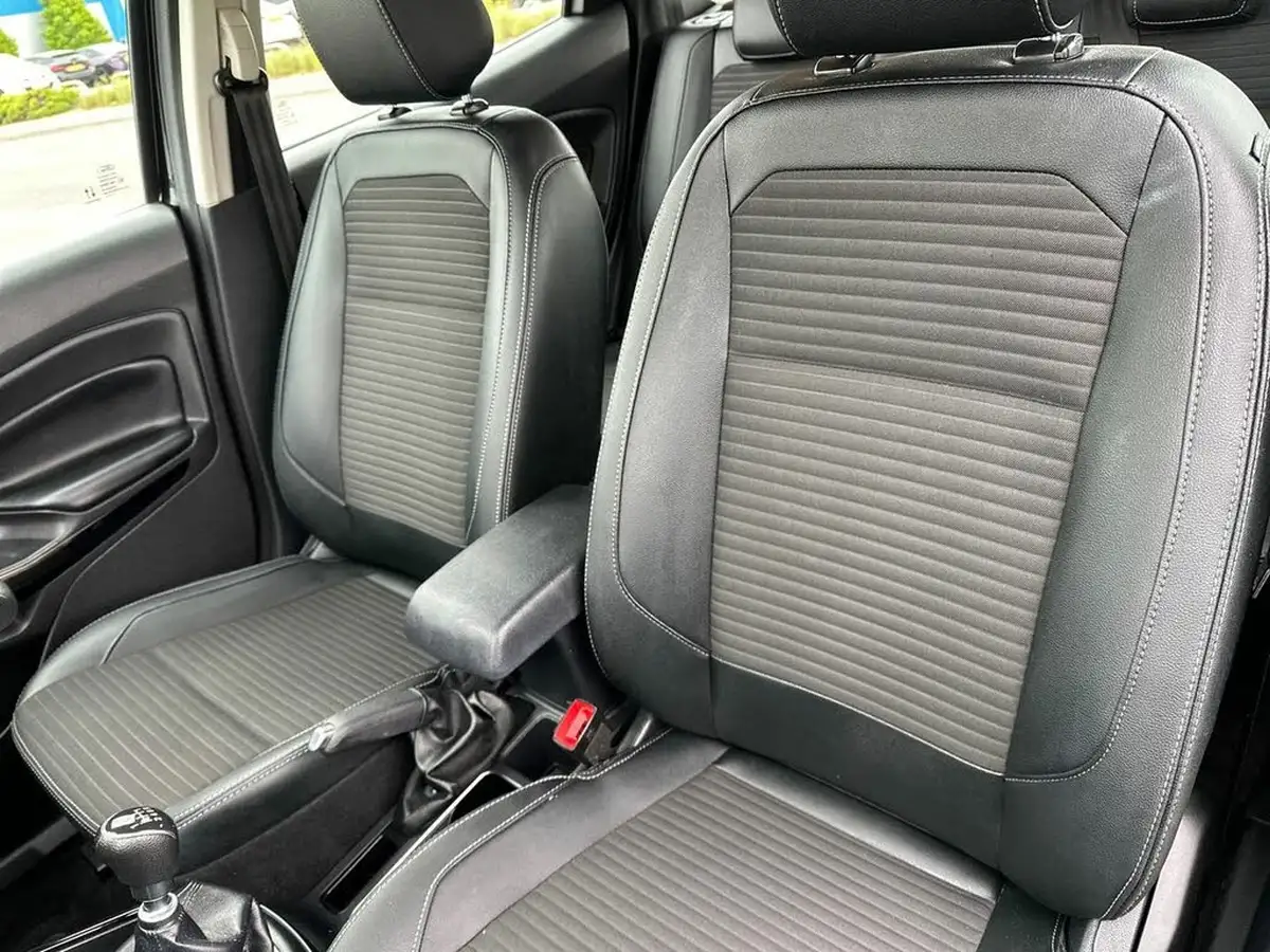 2022-ford-ecosport-10t-titanium-big-12