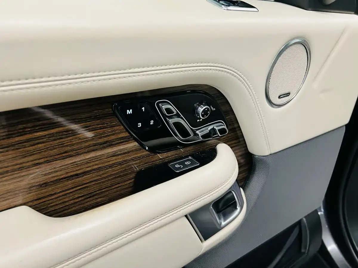 2019-land-rover-range-rover-20p400e-phev-vogue-se-big-22