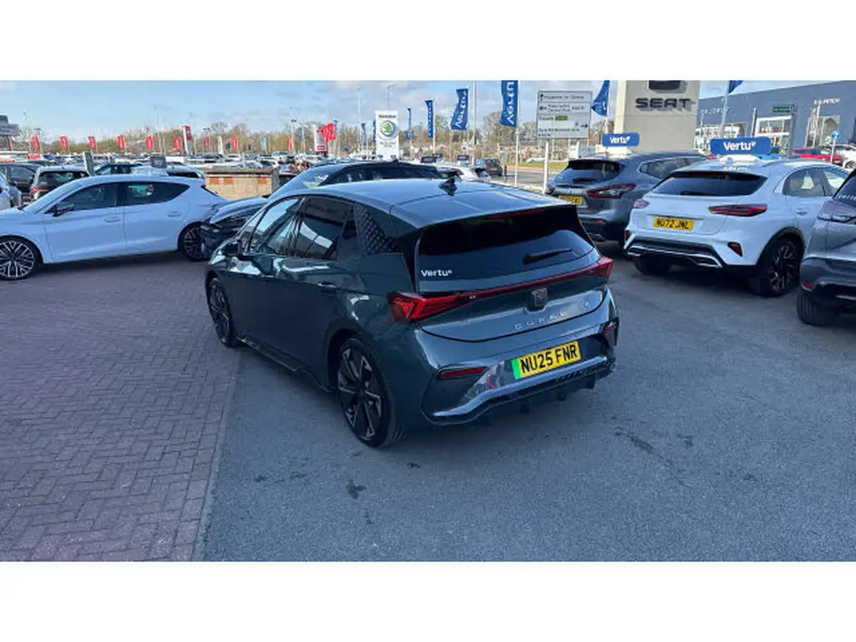 2025-cupra-born-e-vz-big-48