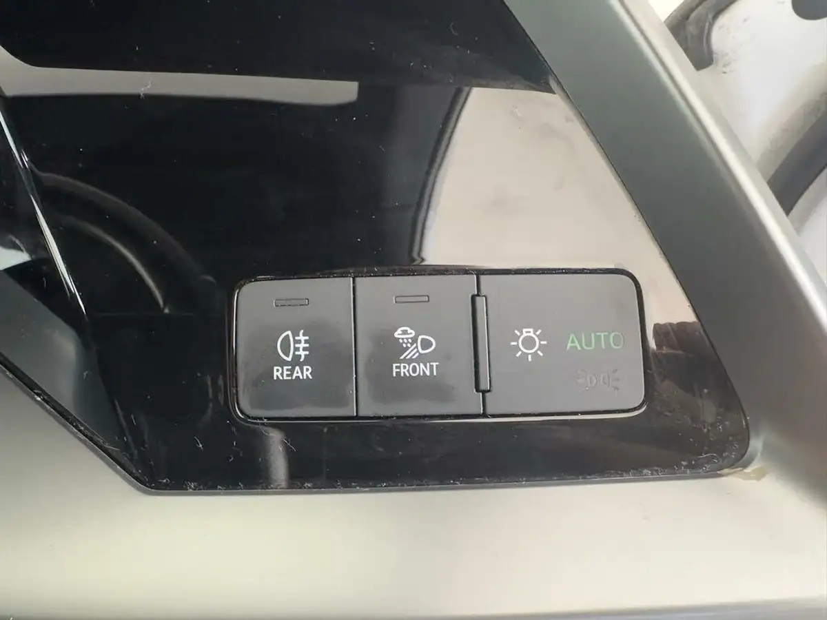 2022-audi-a3-14-40-tfsi-e-s-line-big-23