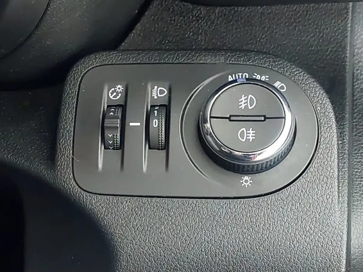 2019-vauxhall-combo-life-15-energy-130ps-auto-big-15