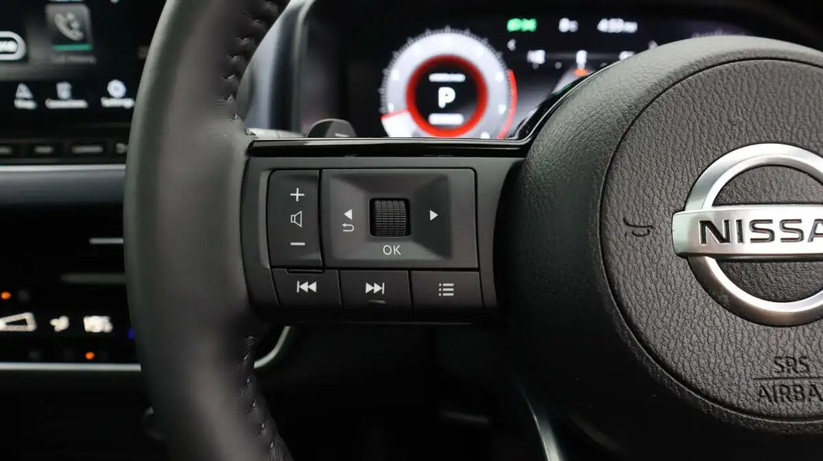 2022-nissan-qashqai-13-dig-t-tekna-158ps-xtronic-big-23