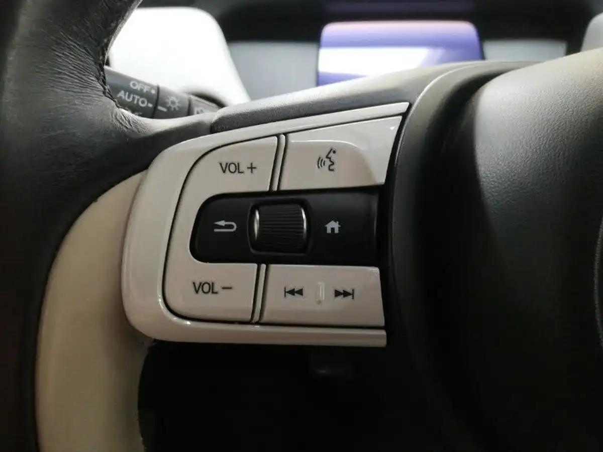 2021-honda-jazz-15-i-mmd-ex-107ps-big-12