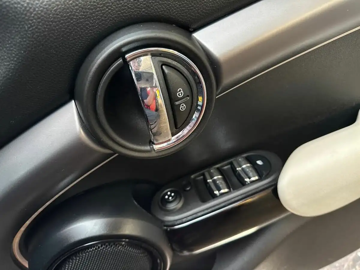 2022-mini-cooper-15-cooper-exclusive-hatchback-5d-auto-big-24