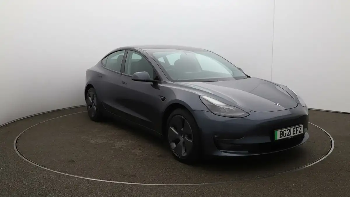 2021-tesla-model-3-e-long-range-4x4-big-35