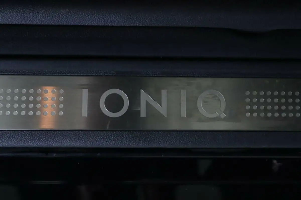 2021-hyundai-ioniq-16-gdi-premium-hybrid-big-46