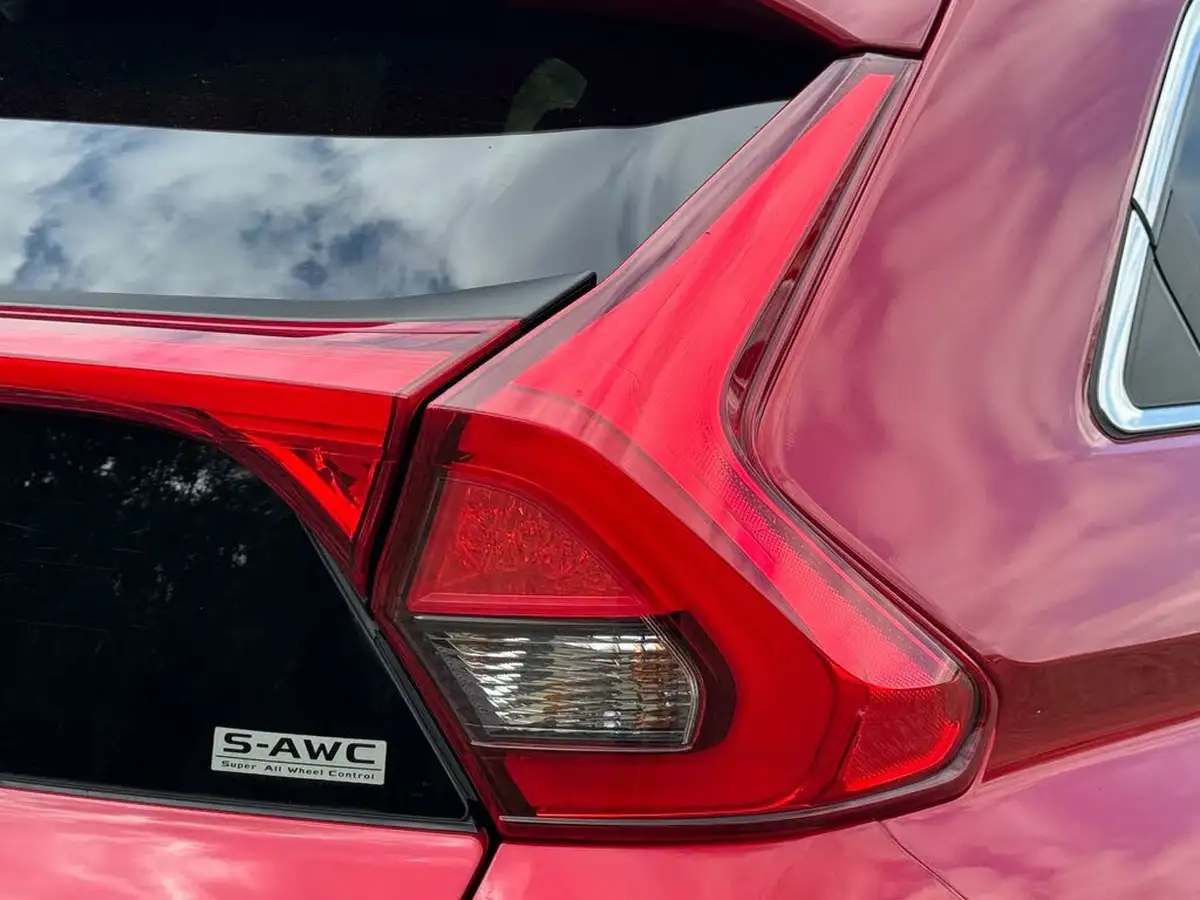 2019-mitsubishi-eclipse-cross-15-4-auto-big-42