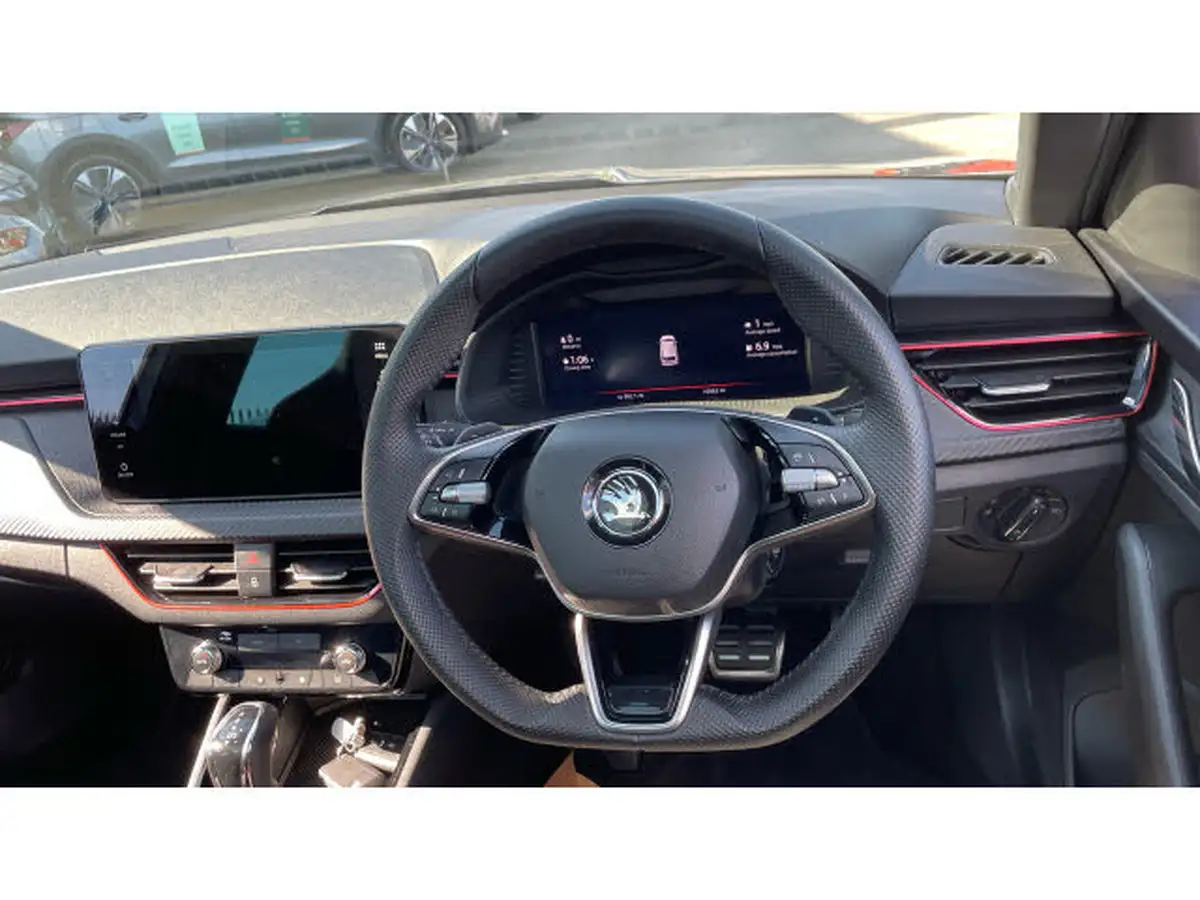 2024-skoda-kamiq-15-tsi-monte-carlo-dsg-big-9