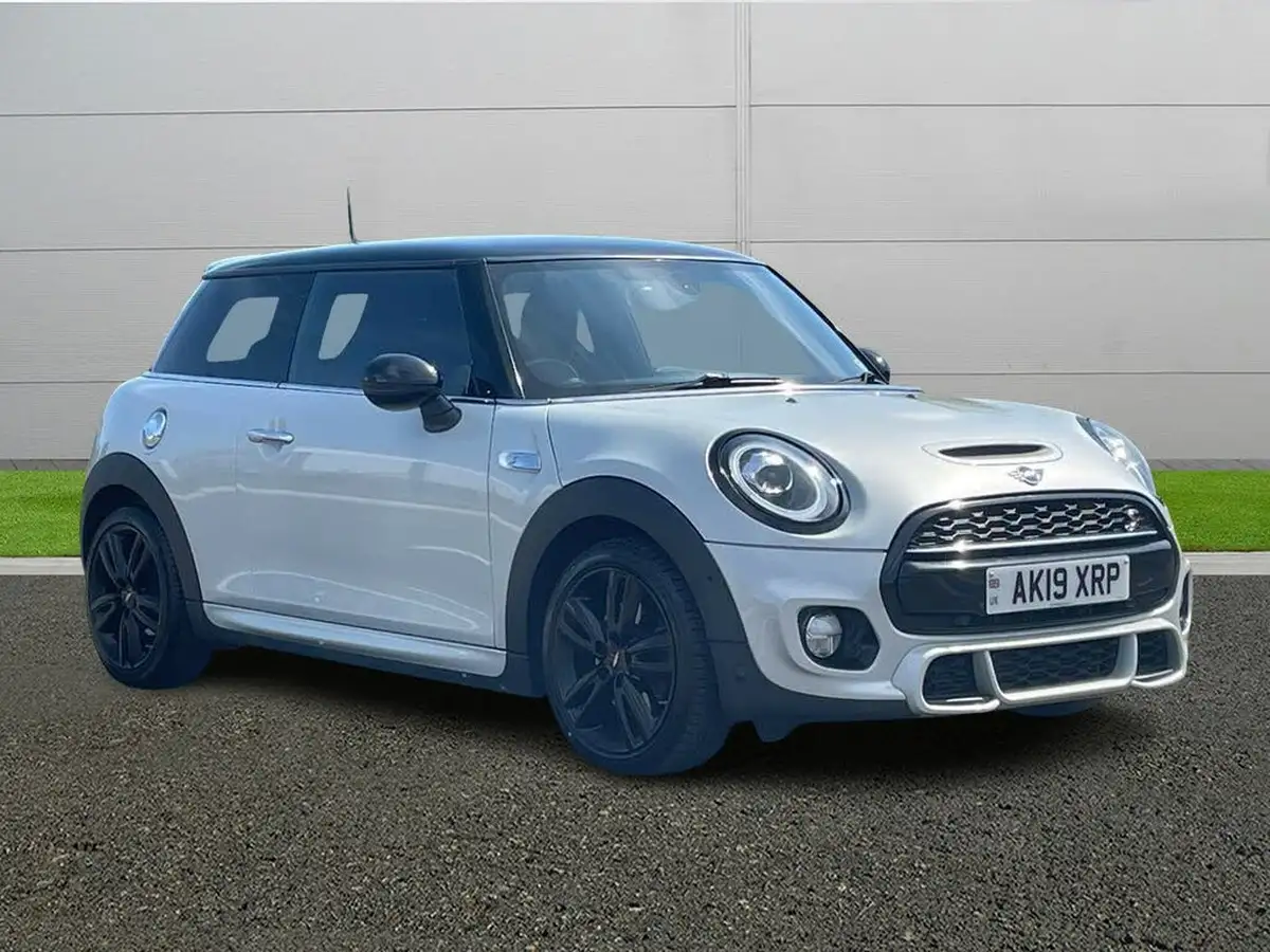 2019-mini-cooper-20-cooper-s-sport-189bhp-hatchback-3d-auto-big-0