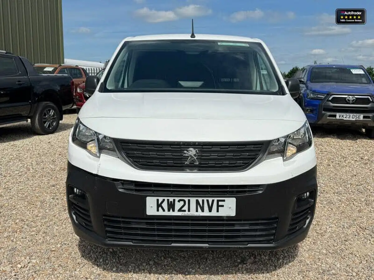 2021-peugeot-partner-15-bluehdi-1000-professional-100ps-eu6dt-panel-big-2