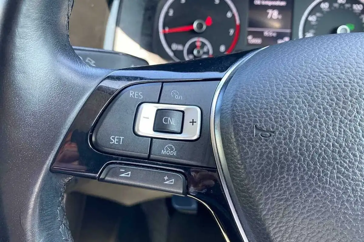 2021-volkswagen-polo-10-tsi-match-dsg-big-13