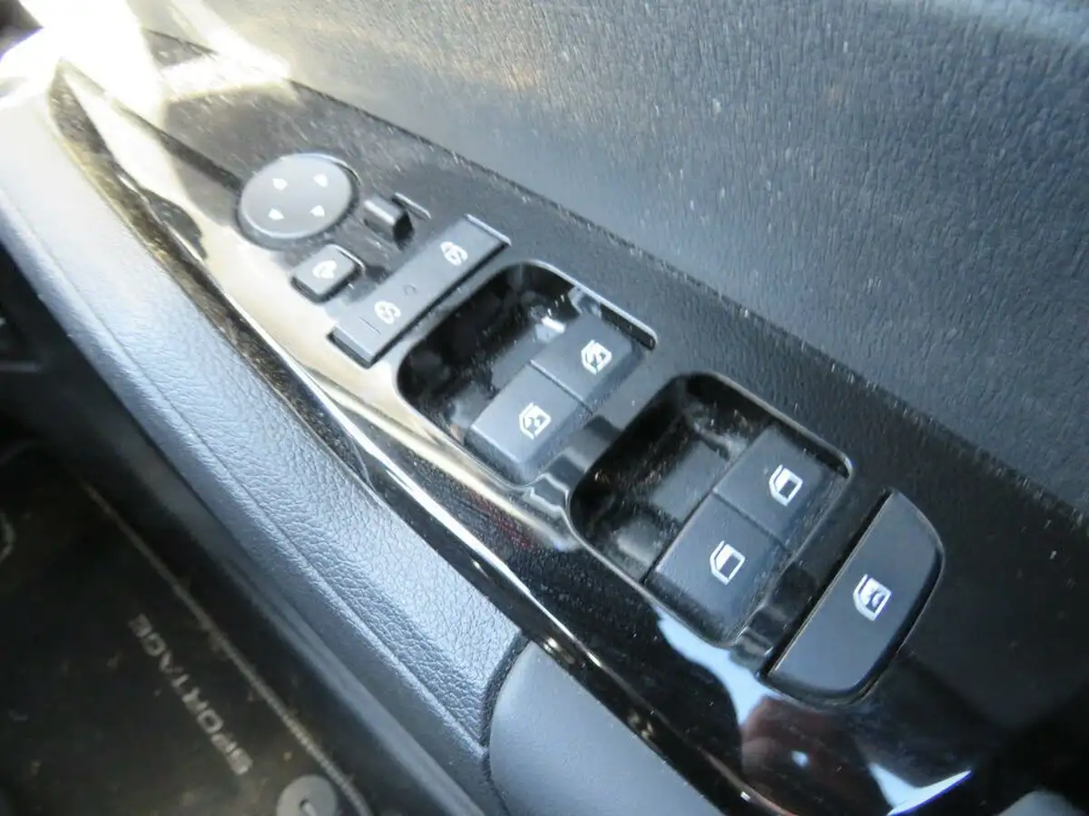 2022-kia-sportage-16-t-gdi-launch-edition-big-22