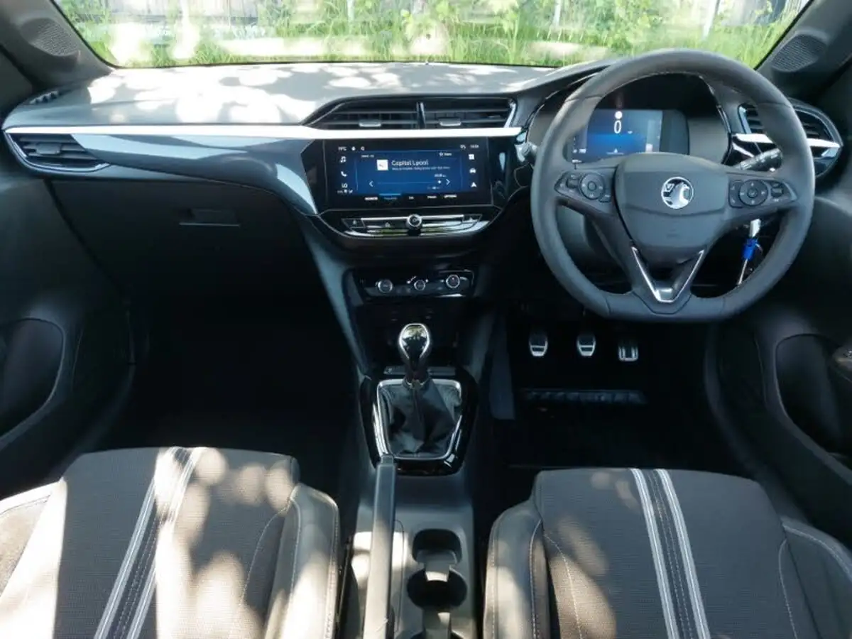 2024-vauxhall-corsa-12i-gs-big-2