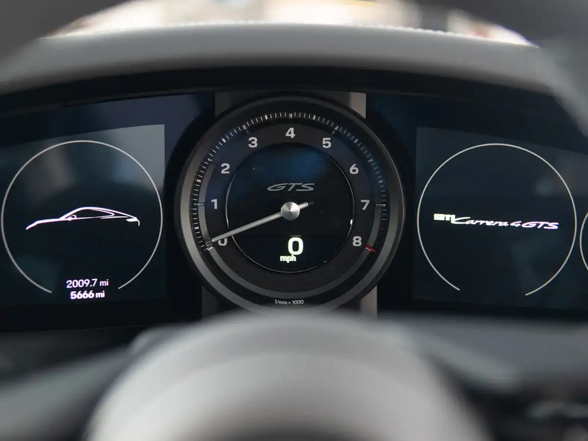 2021-porsche-911-30-carrera-4-gts-480ps-coupe-big-25