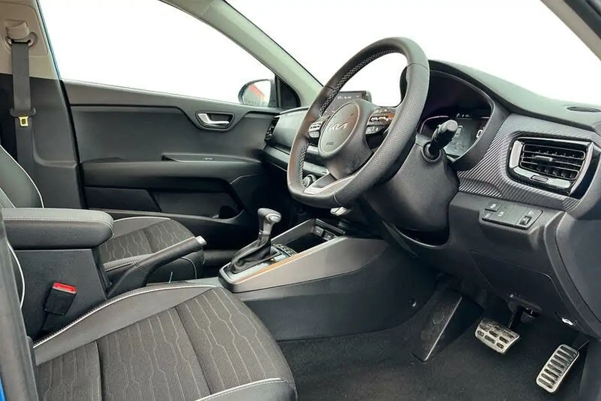 2024-kia-stonic-10-t-gdi-gt-line-s-98bhp-dct-big-8