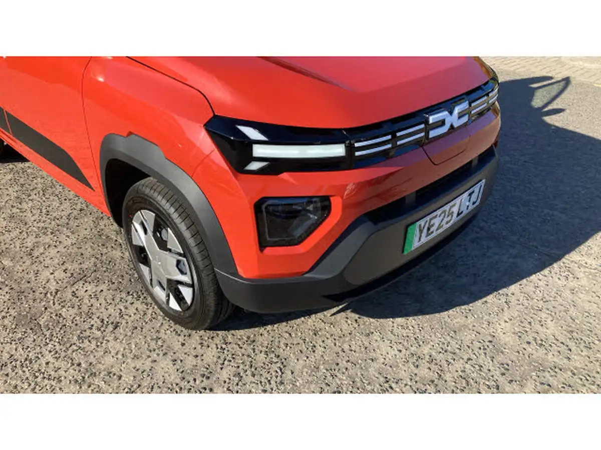 2025-dacia-spring-e-expression-45bhp-45-big-36