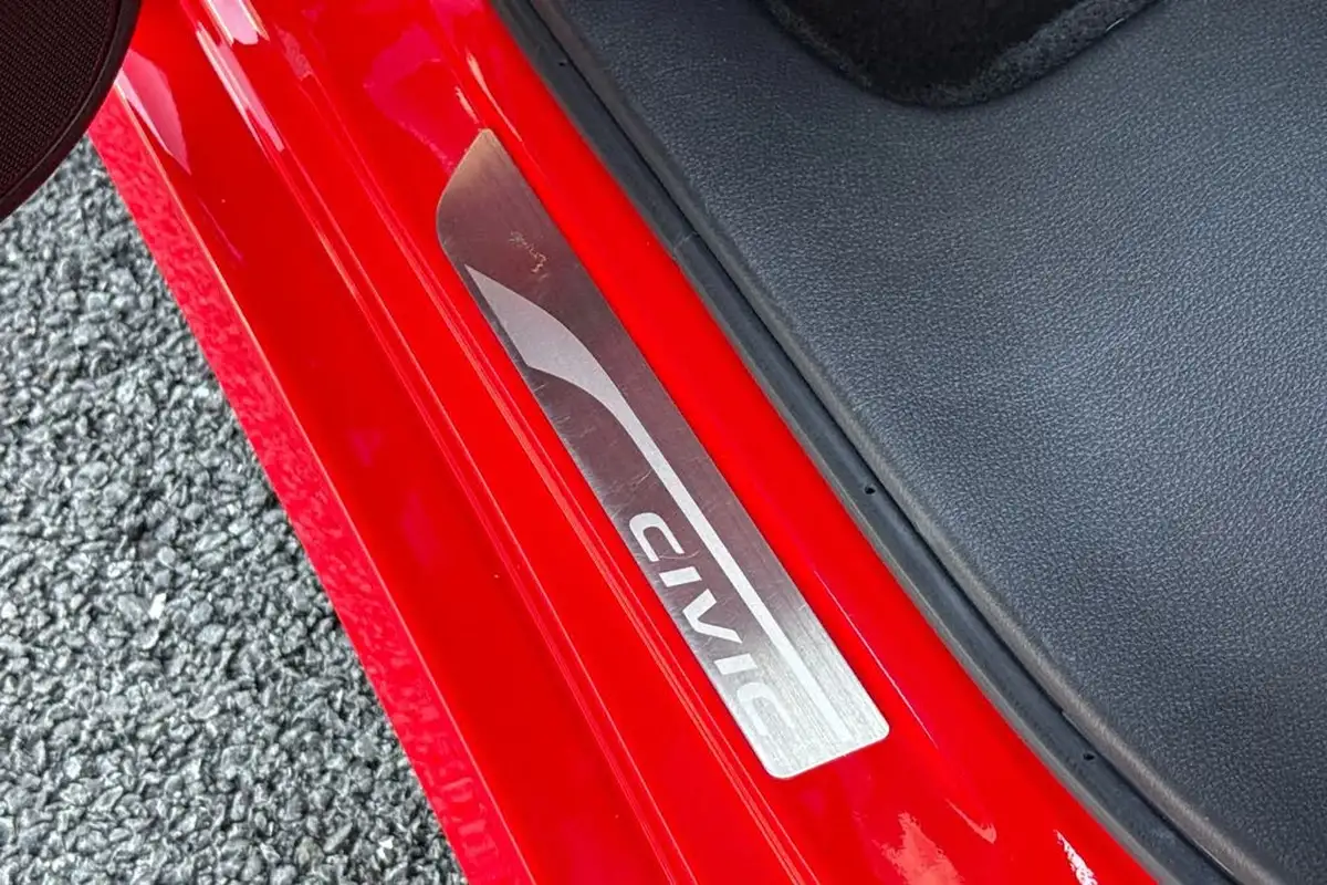 2021-honda-civic-10-vtec-turbo-ex-ss-hatchback-5d-big-35