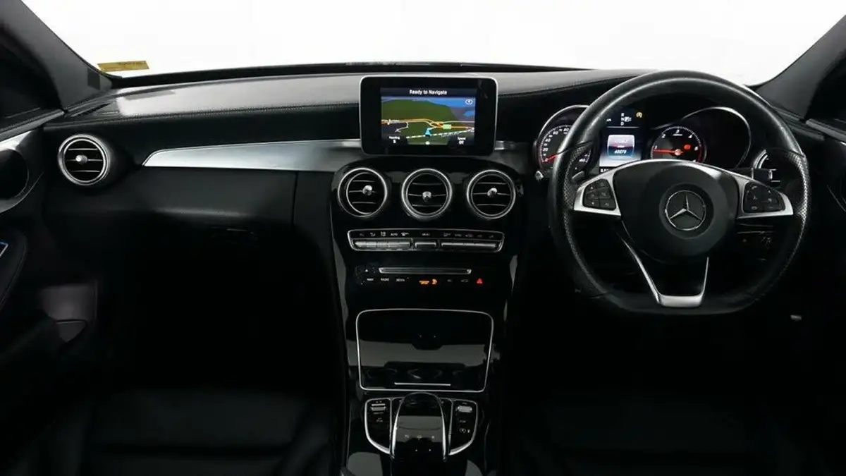 2014-mercedes-benz-c-class-21td-c220-cdi-amg-line-cdi-bluetec-premium-7g-tronic-plus-big-12
