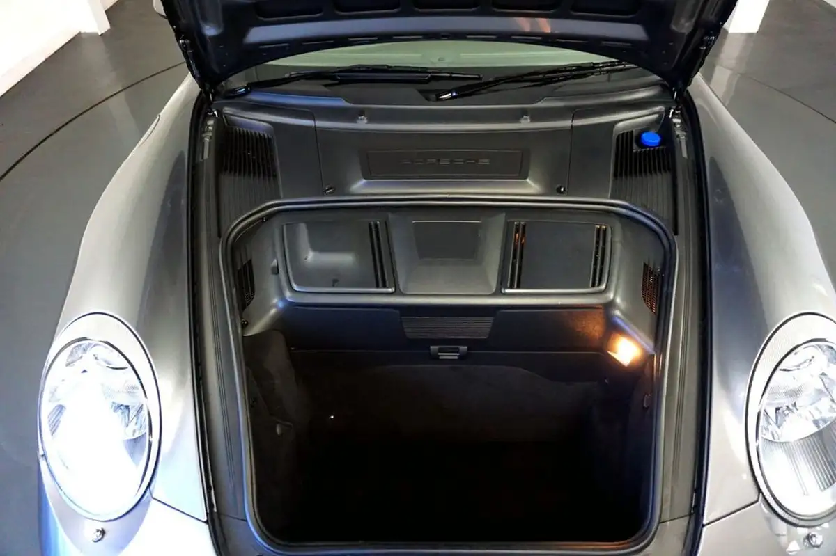 2010-porsche-911-38-carrera-4-s-coupe-pdk-big-16