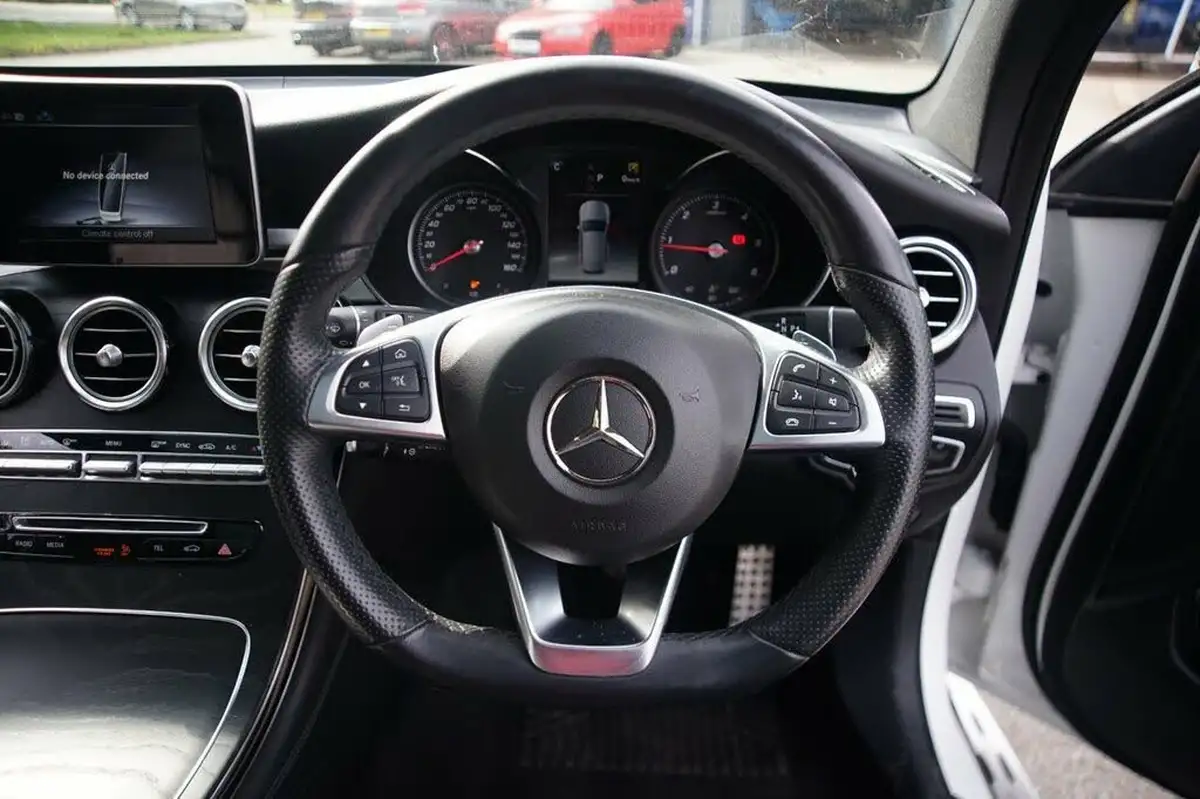 2018-mercedes-benz-glc-class-21d-glc250d-amg-line-premiumss-station-wagon-5d-big-3