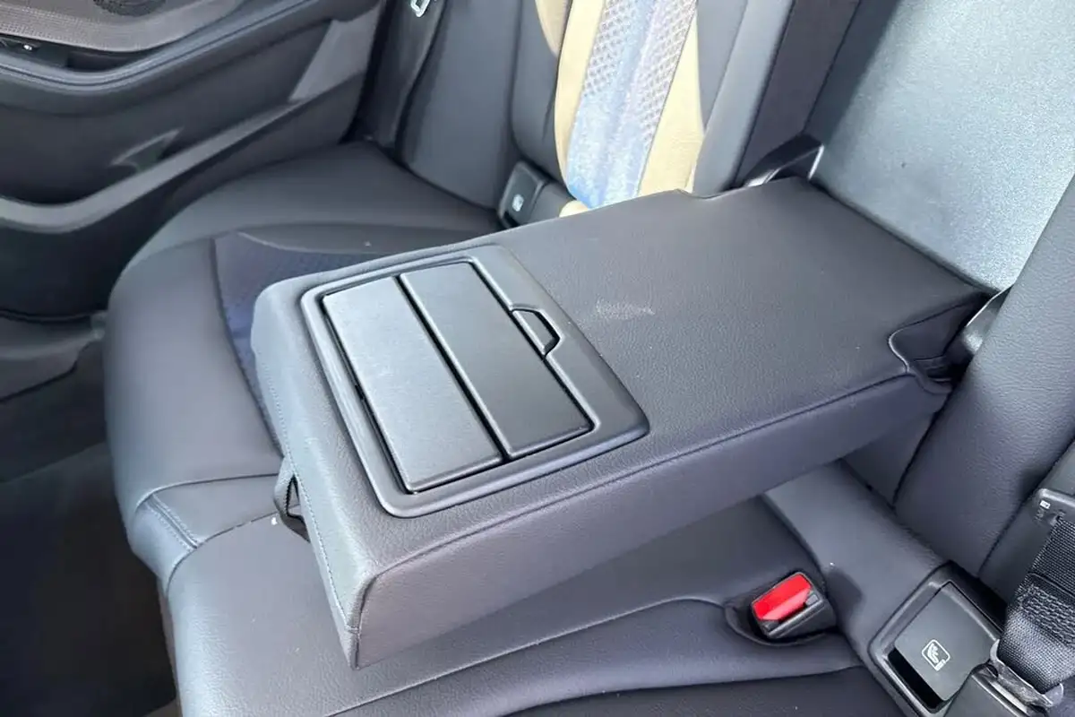 2024-bmw-2-series-15-218i-m-sport-coupe-4d-dct-big-31