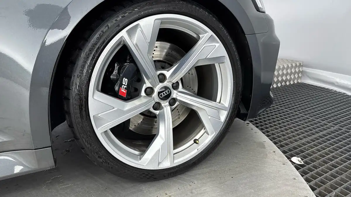 2022-audi-rs5-29-tfsi-coupe-2d-big-29