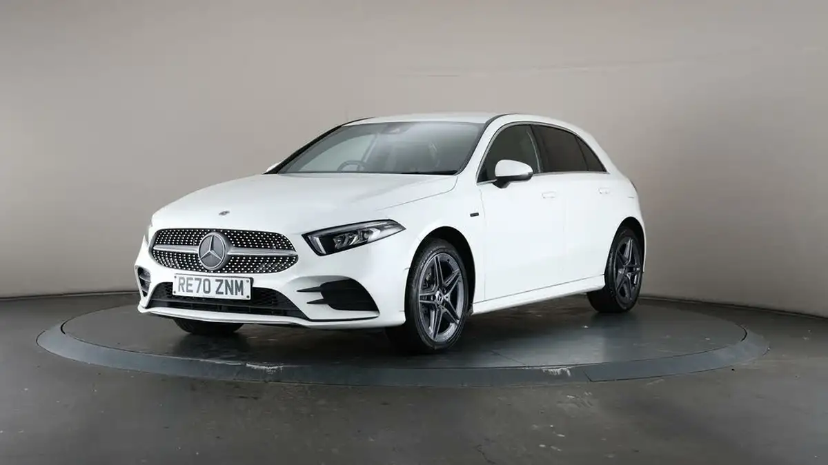 2020-mercedes-benz-a-class-13-a250e-amg-line-hatchback-5d-big-42