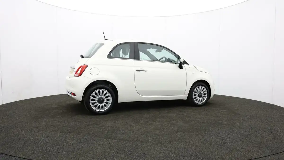 2021-fiat-500-10-dolcevita-big-35