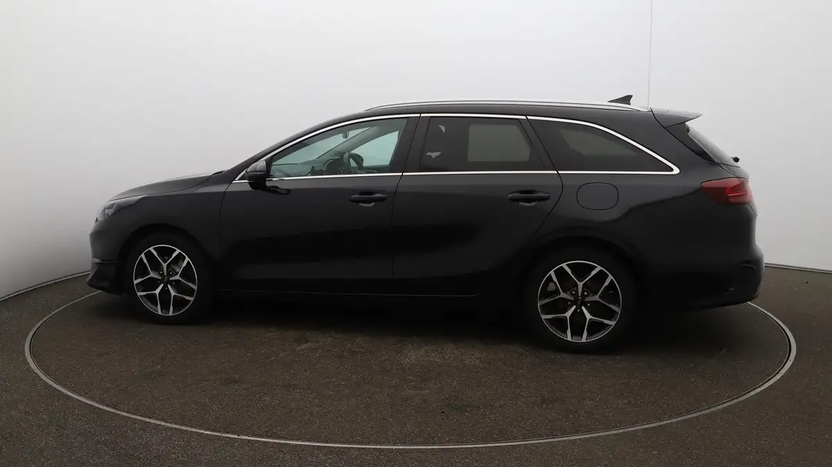 2022-kia-ceed-15-t-gdi-3-sportswagon-big-57