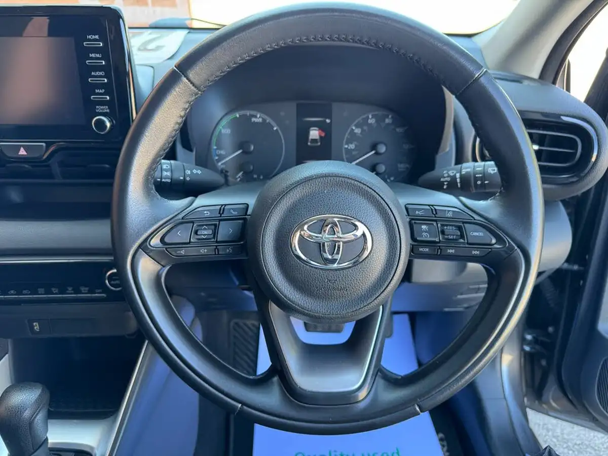 2022-toyota-yaris-15-vvt-i-icon-big-22