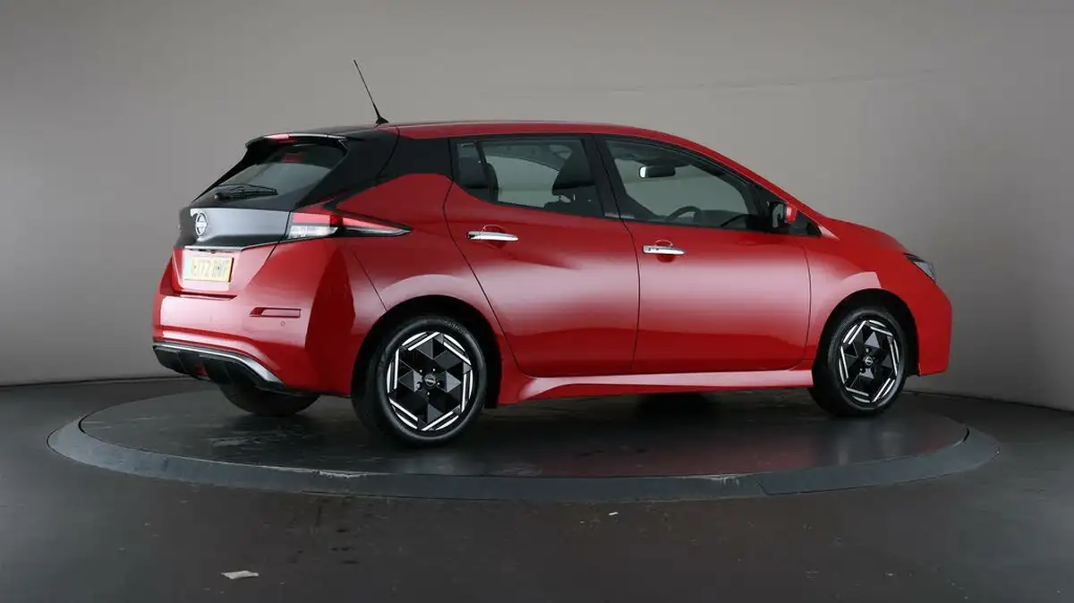 2022-nissan-leaf-e-acenta-39kwh-big-62