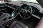 2020-porsche-taycan-e-turbo-small-10