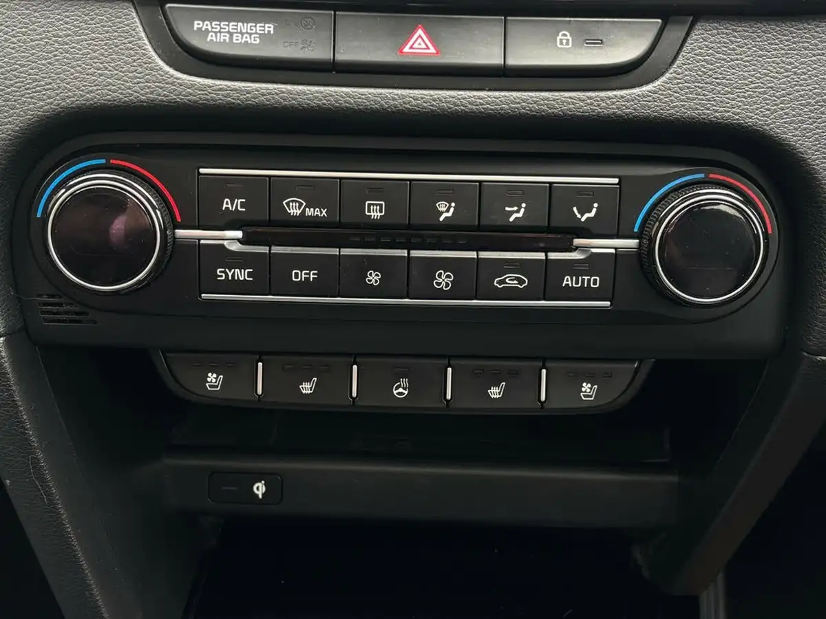 2022-kia-xceed-15-t-gdi-4-big-26