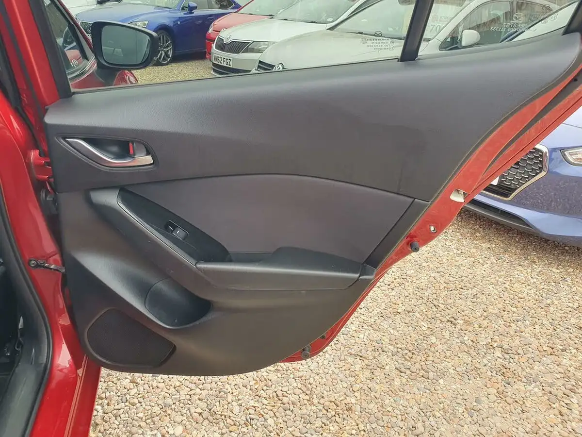 2017-mazda-mazda3-20-se-l-nav-hatchback-5d-auto-big-20