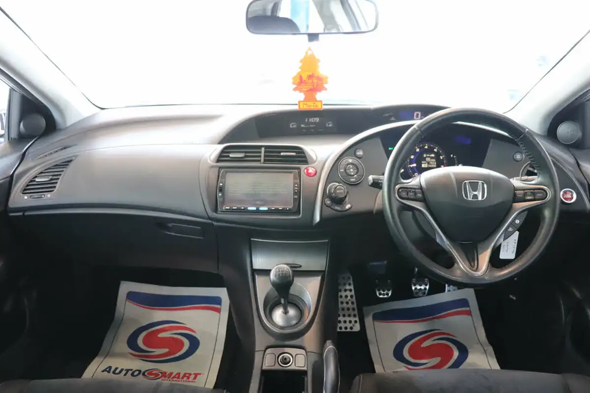 2011-honda-civic-18-es-t-big-11