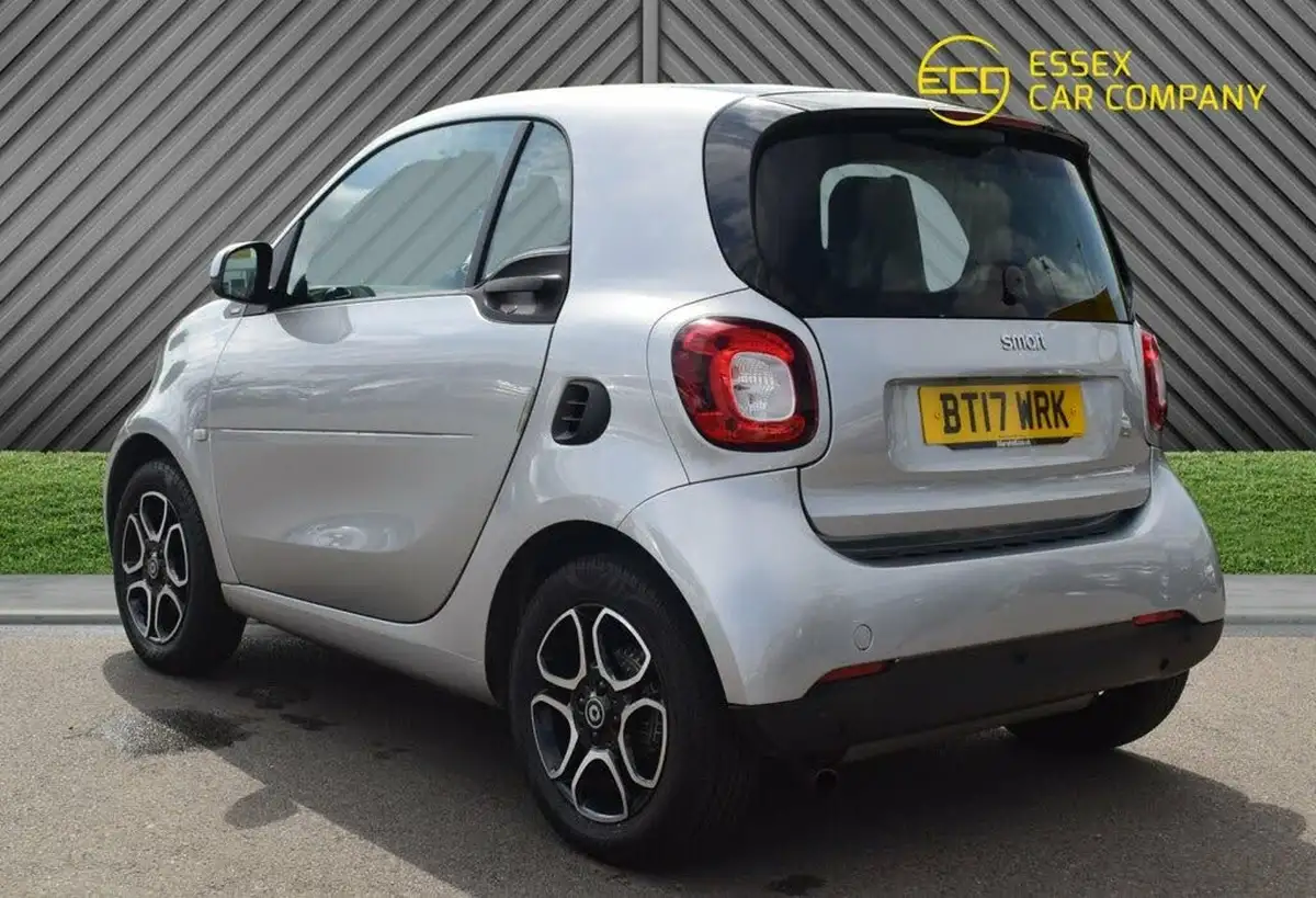 2017-smart-fortwo-10-prime-71bhp-premiumss-coupe-twinamic-big-11