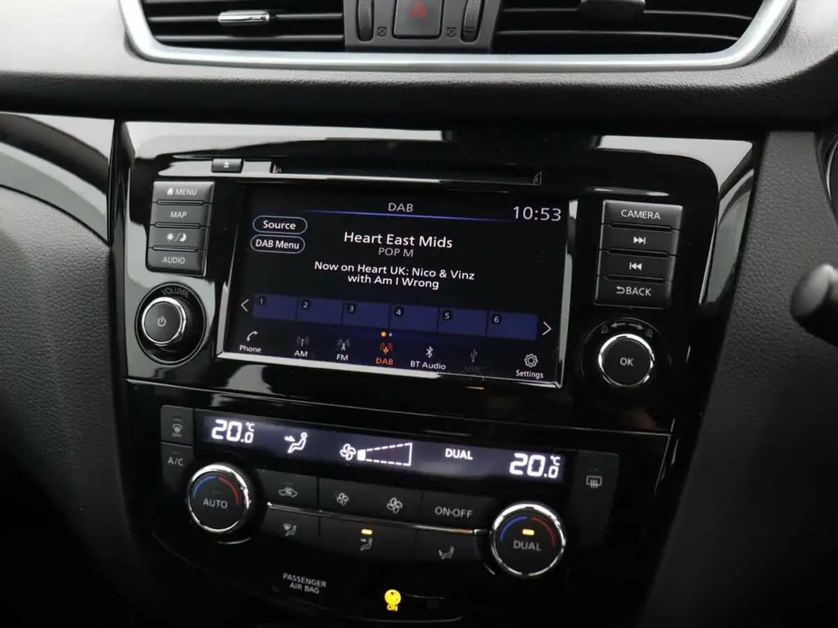 2021-nissan-qashqai-13-dig-t-acenta-premium-140ps-big-20