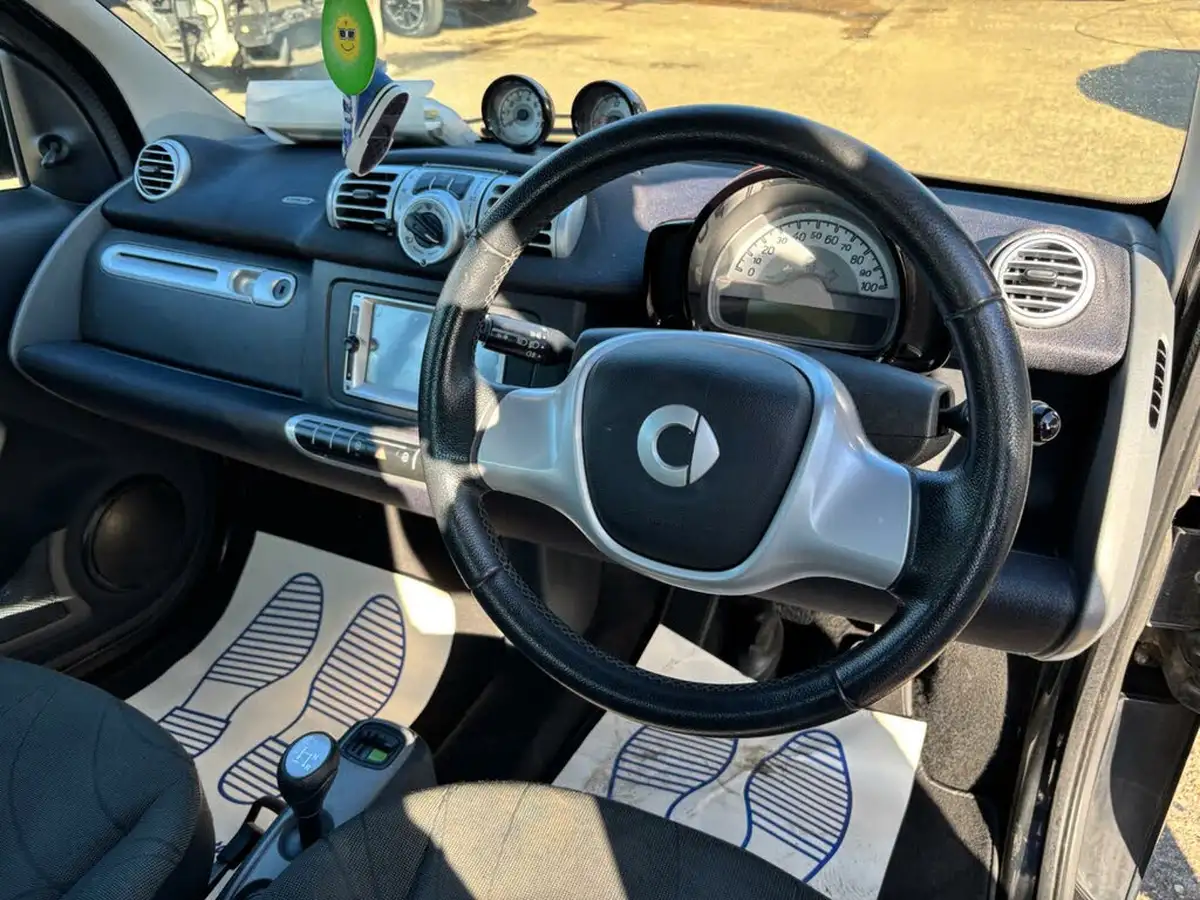 2013-smart-fortwo-10-passion-71bhp-coupe-big-17