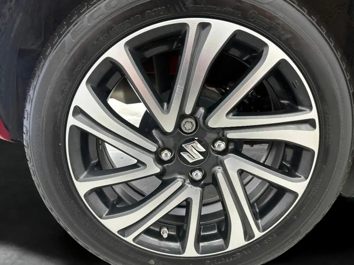 2022-suzuki-swift-12-dualjet-sz-l-big-9