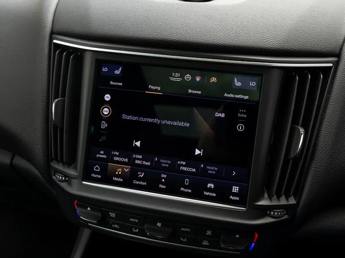 2022-maserati-levante-20-gt-big-7