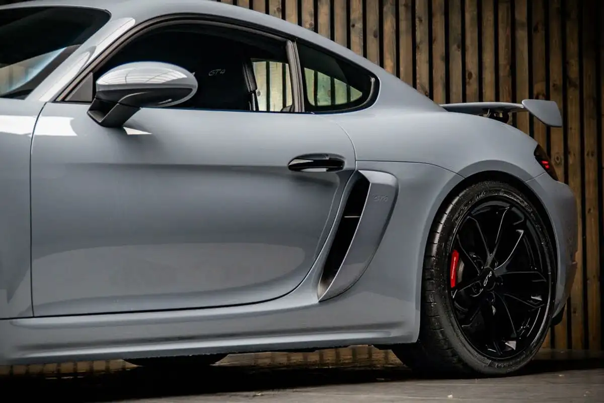 2023-porsche-cayman-718-40-cayman-gt4-pdk-big-15