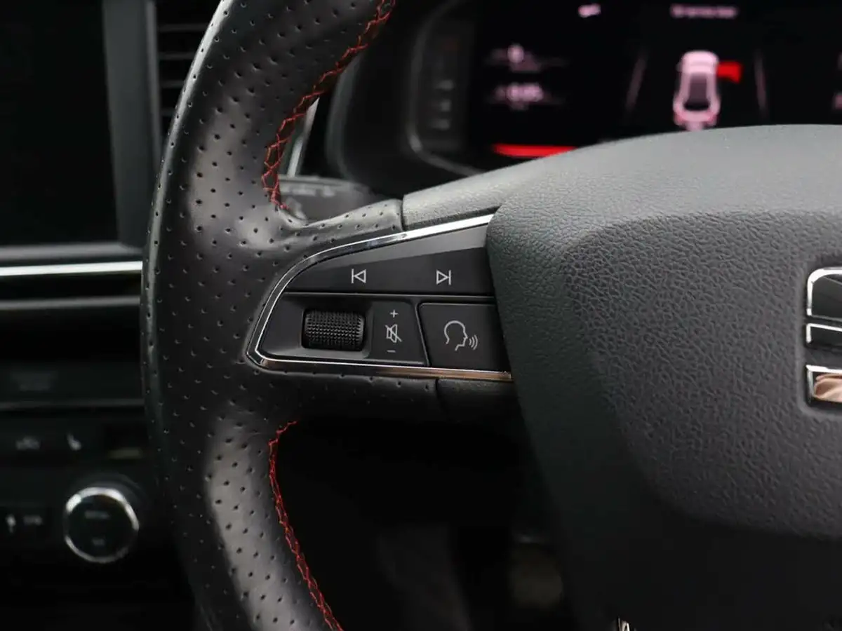 2019-seat-leon-15-tsi-evo-fr-sport-130ps-estate-big-24