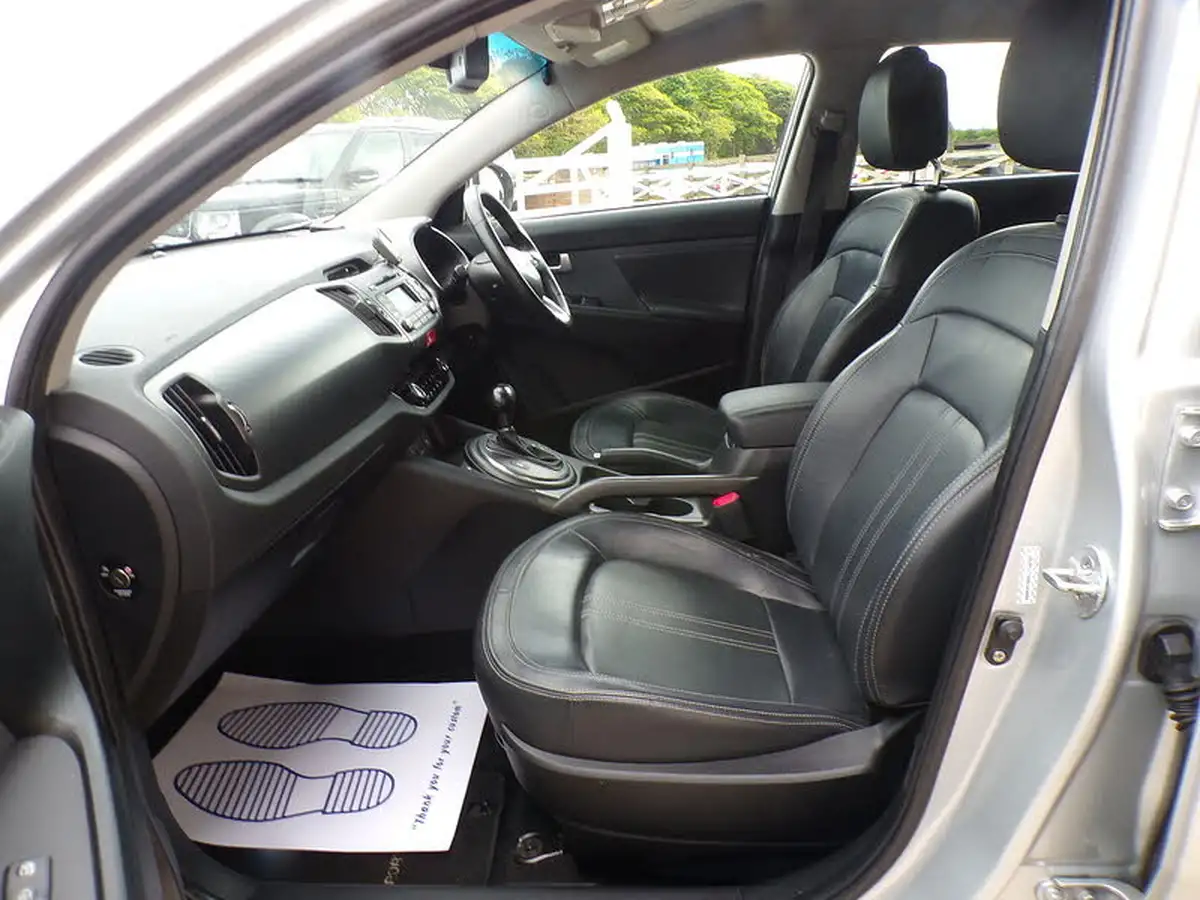 2010-kia-sportage-20td-first-edition-auto-big-14