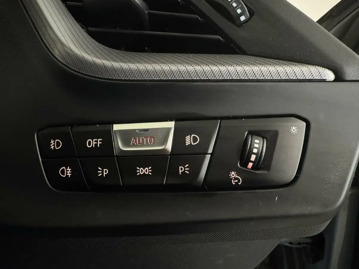 2023-bmw-1-series-15-118i-m-sport-lcp-dct-big-17